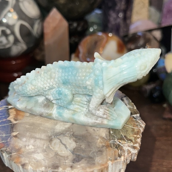 🔥SALE🔥 Caribbean Calcite Crystal Lizard Carving! - Picture 7 of 14
